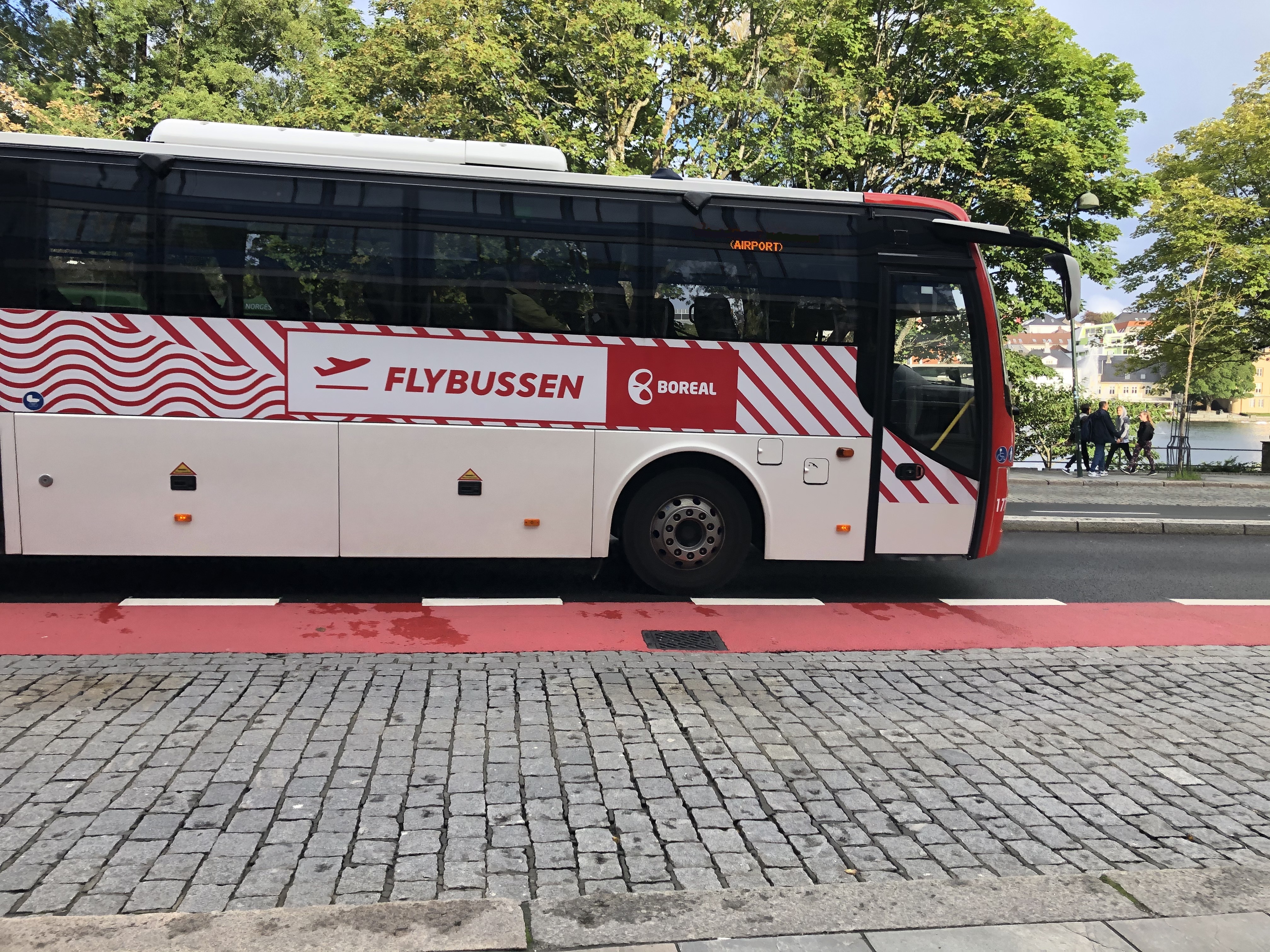 Flybuss Sortland Evenes: Din Komplett Guide til Reisen () Flybuss Sortland Evenes: Din Komplett Guide til Reisen